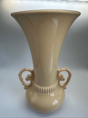 Vintage Abingdon USA Pottery 9” Vase Beige Handled Art Deco 1940s Stamped #520🌹💐